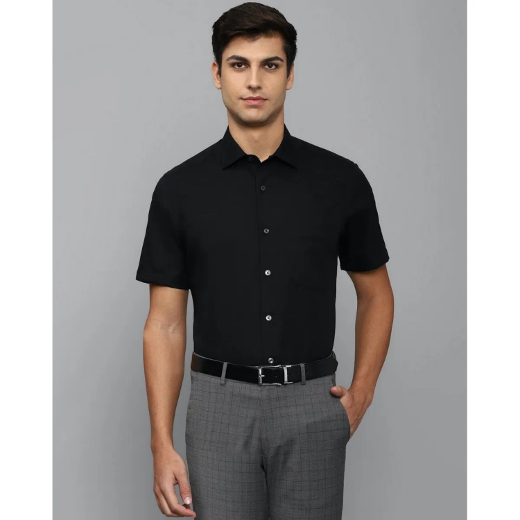 Louis Philippe Men Classic Fit Black Solid Formal Shirt