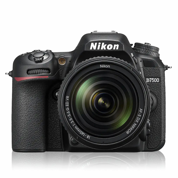 Nikon DSLR Camera D7500 18-140 VR kit
