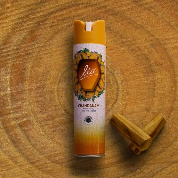 Lia Air Freshner Chandanam 127G